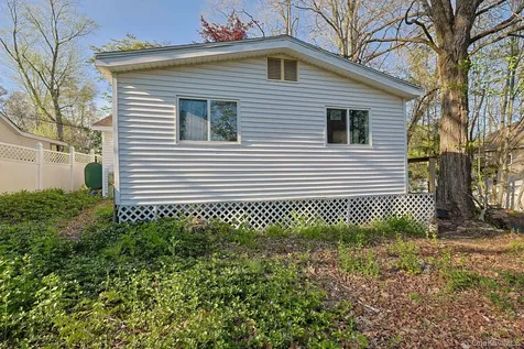 231 Cherry Road Yorktown Heights NY 10598