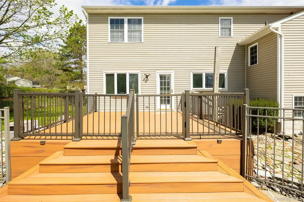 36 Forest Valley Road Pleasant Valley NY 12569