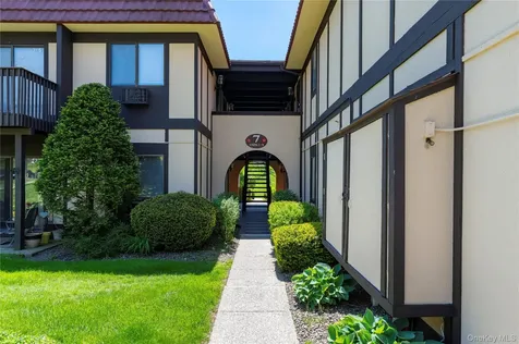 7 Loudon Drive Fishkill NY 12524