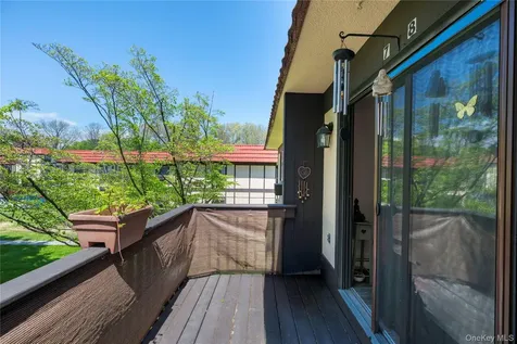 7 Loudon Drive Fishkill NY 12524