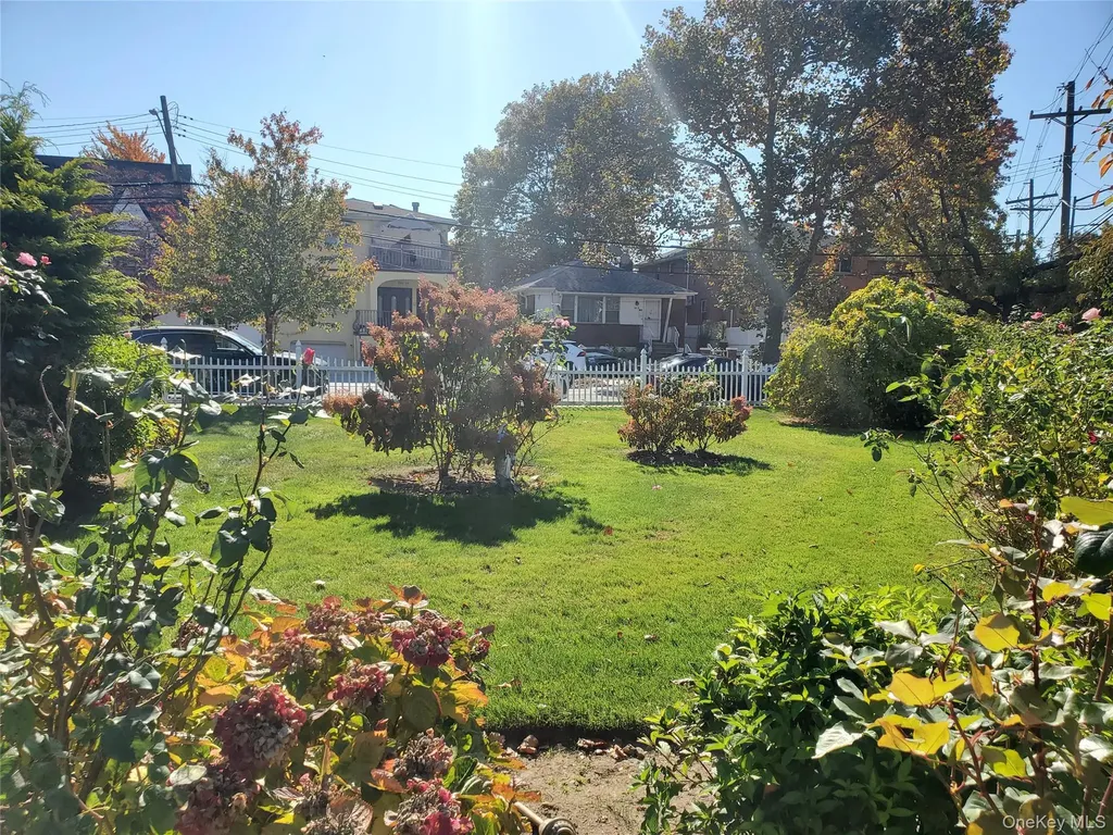 16606 Willets Point Boulevard Whitestone NY 11357