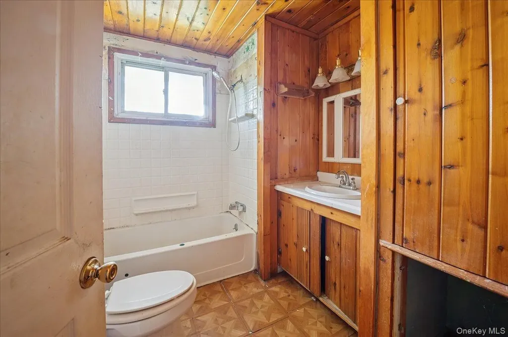 280 Route 217 Hudson NY 12534