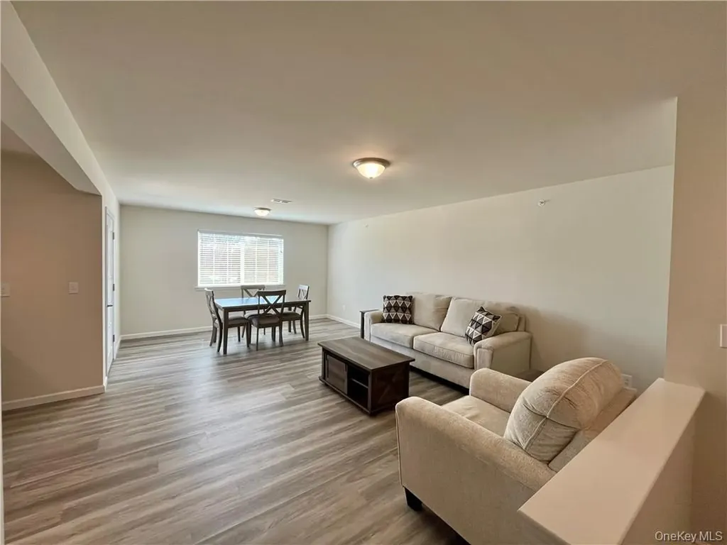 206 Golf Links Road Middletown NY 10940