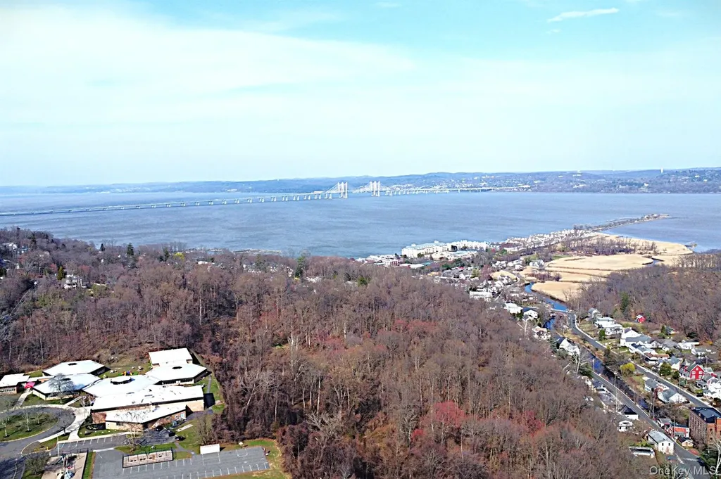 9 E Lawrence Park Drive Piermont NY 10968