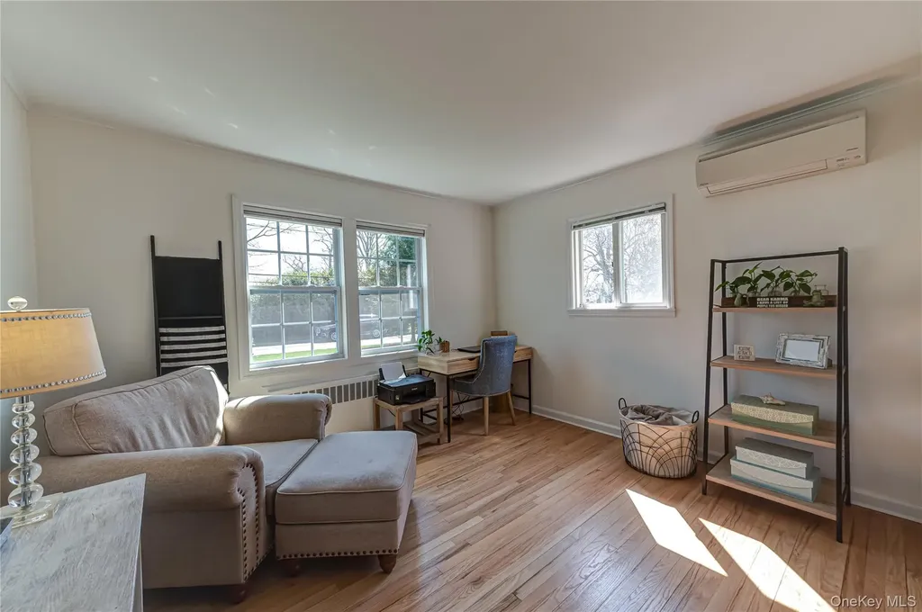 256 4th Avenue Saint James NY 11780