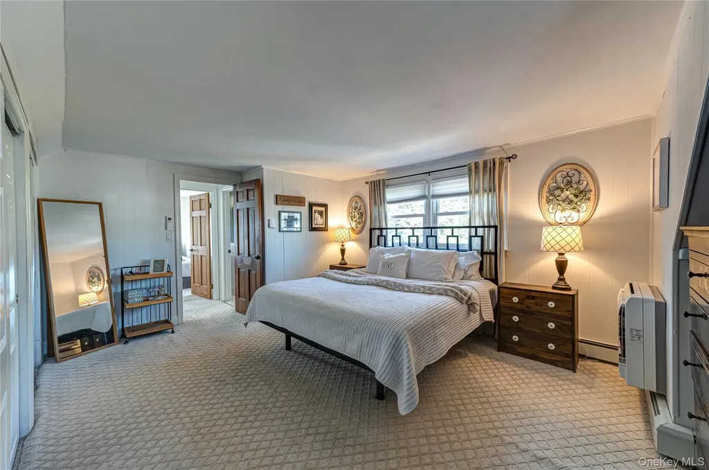 256 4th Avenue Saint James NY 11780