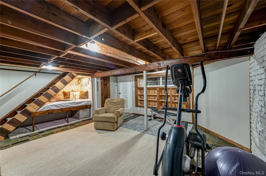256 4th Avenue Saint James NY 11780