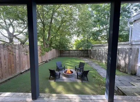 125 Warren Street Hudson NY 12534