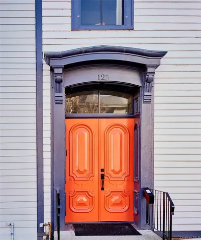 125 Warren Street Hudson NY 12534