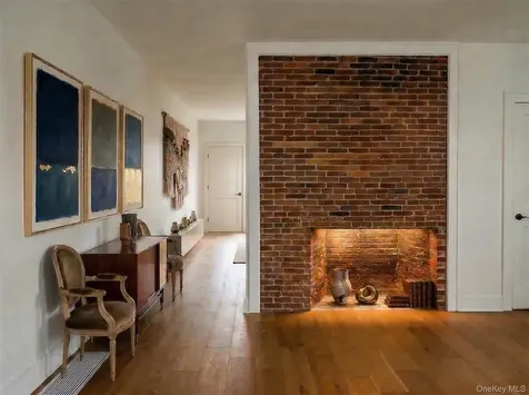 125 Warren Street Hudson NY 12534