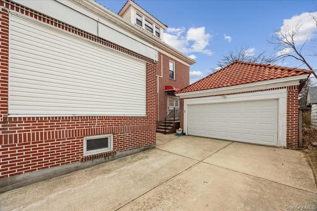 20931 39th Avenue Bayside NY 11361