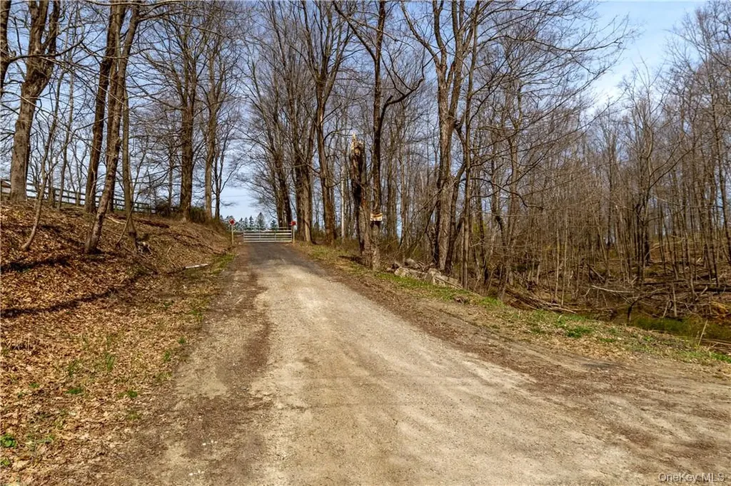 Old Quaker Hill Road Pawling NY 12564