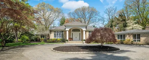 1095 Pine Valley Road Upper Brookville NY 11771