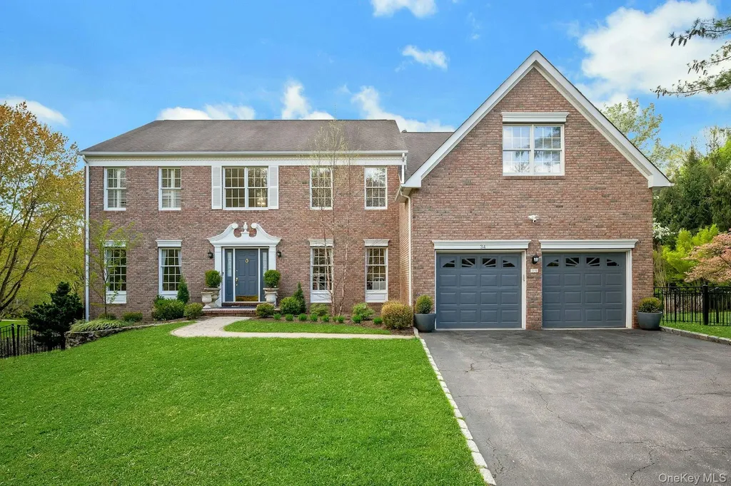 34 Eagle Court White Plains NY 10605