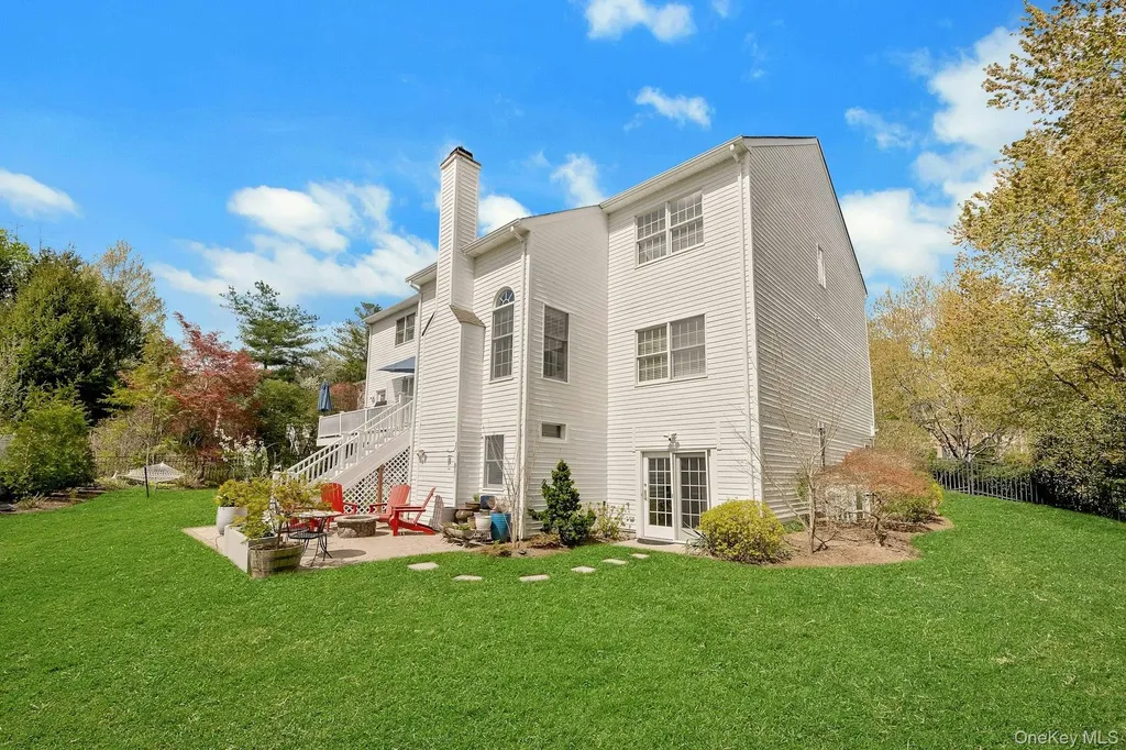 34 Eagle Court White Plains NY 10605