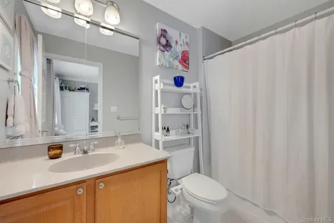 34 Eagle Court White Plains NY 10605