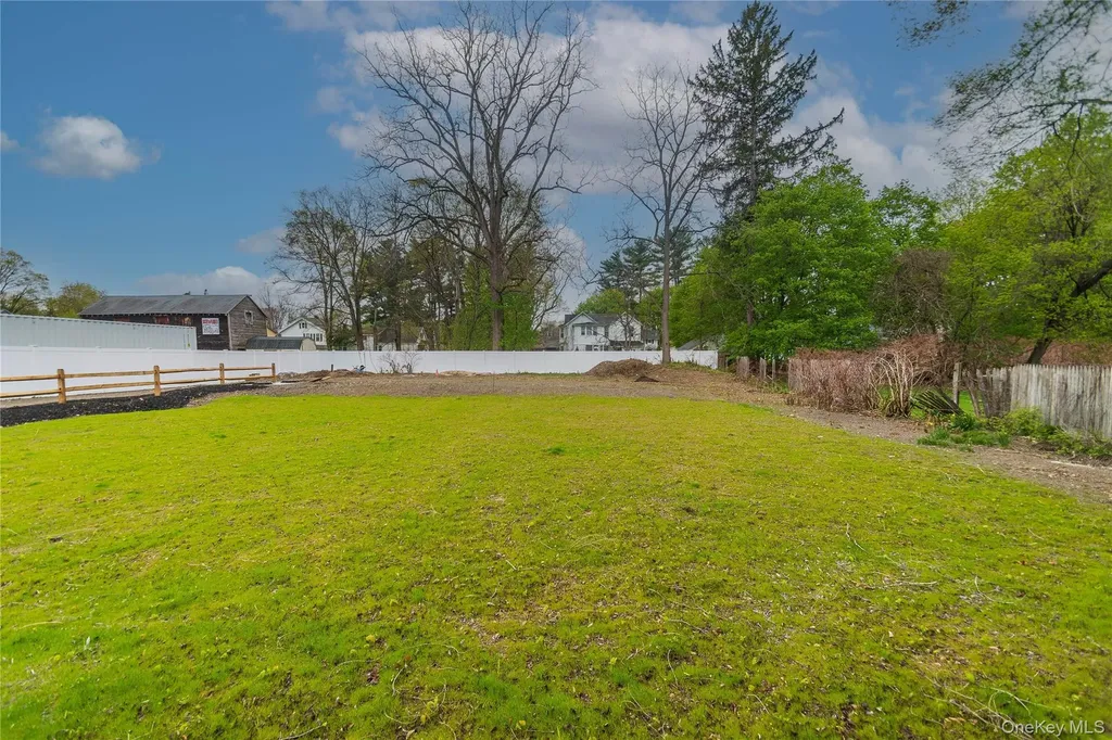 4407 Albany Post Road Hyde Park NY 12538