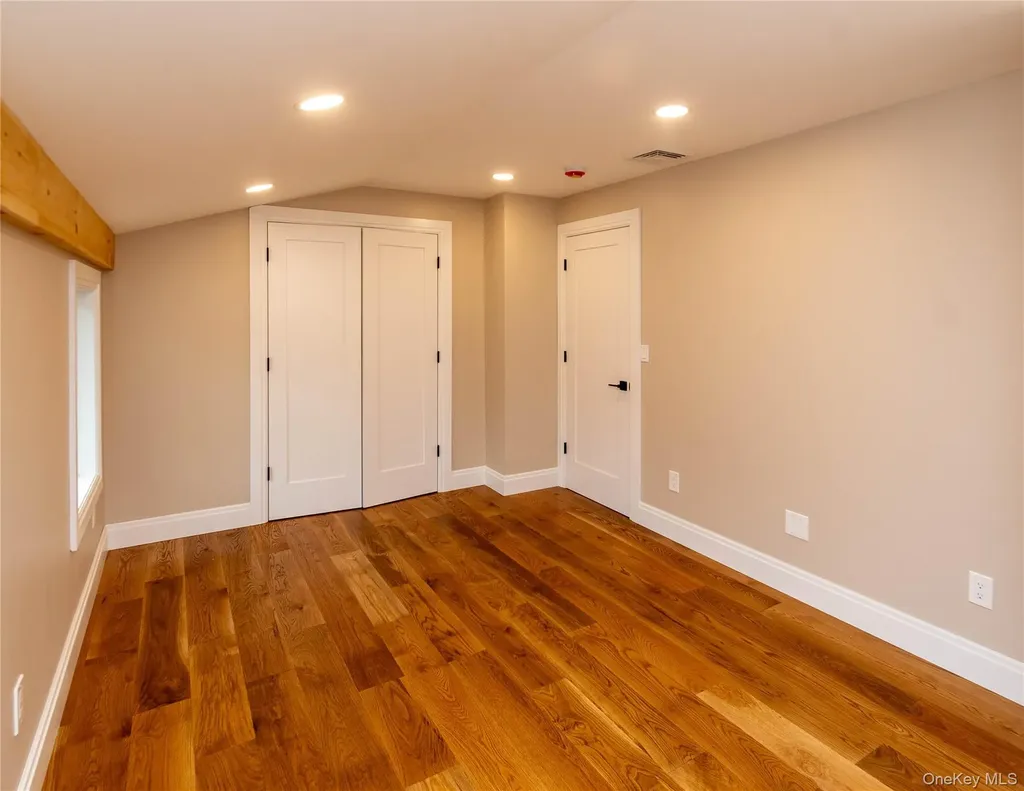 4407 Albany Post Road Hyde Park NY 12538