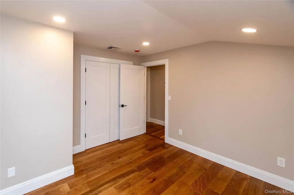 4407 Albany Post Road Hyde Park NY 12538