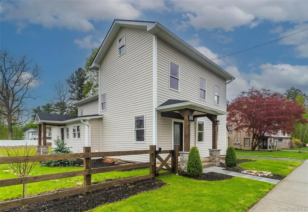 4407 Albany Post Road Hyde Park NY 12538