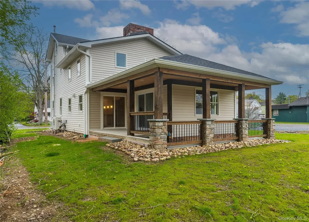 4407 Albany Post Road Hyde Park NY 12538