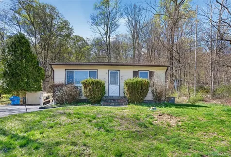 689 Sprout Brook Road Putnam Valley NY 10579