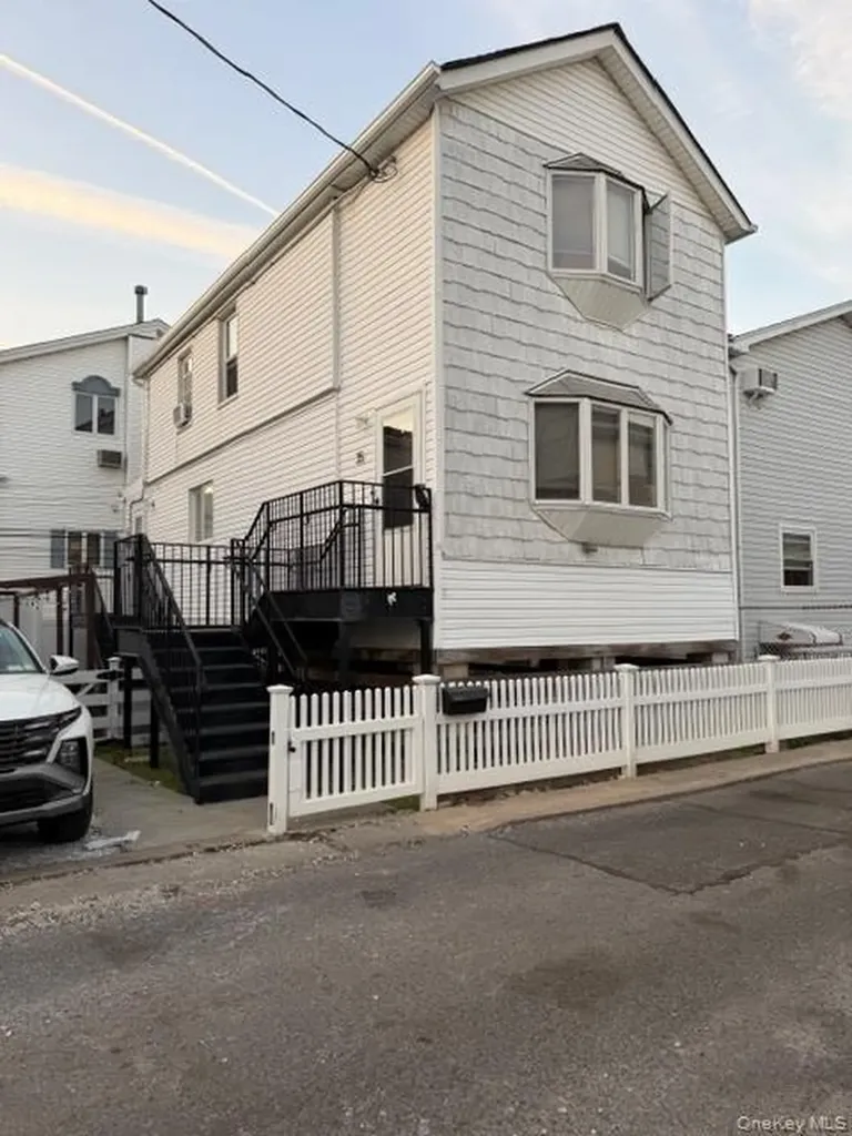 35 Melba Court Brooklyn NY 11229