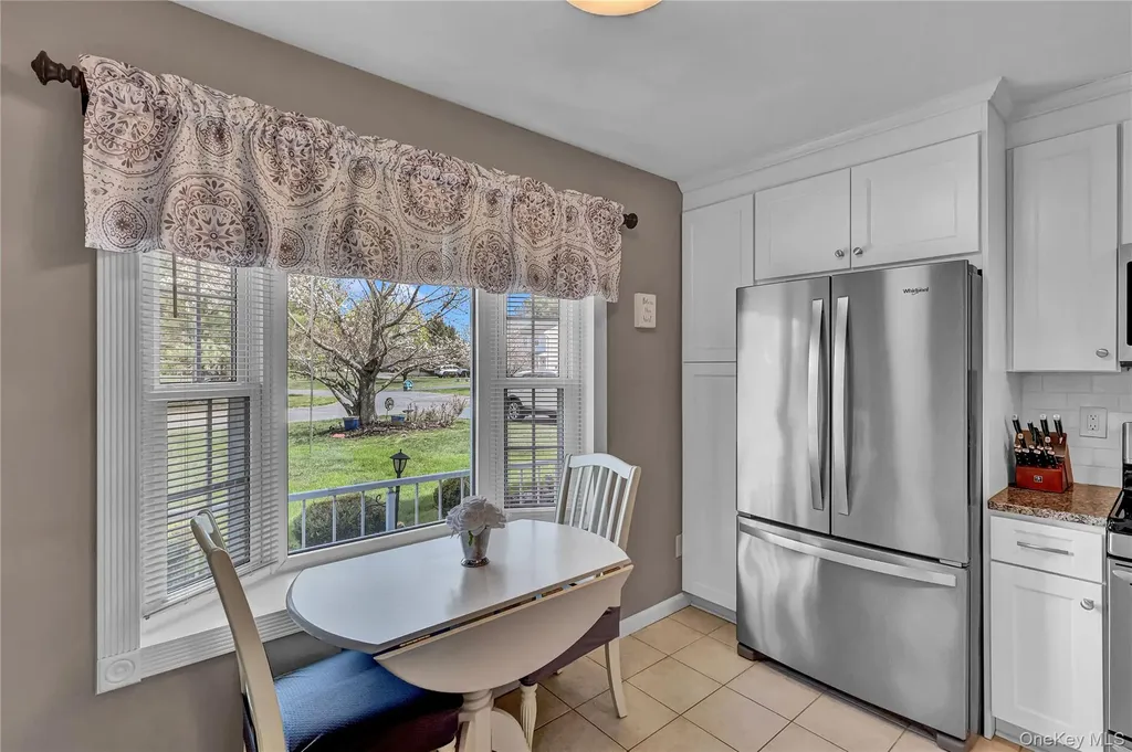4 Dove Path Coram NY 11727