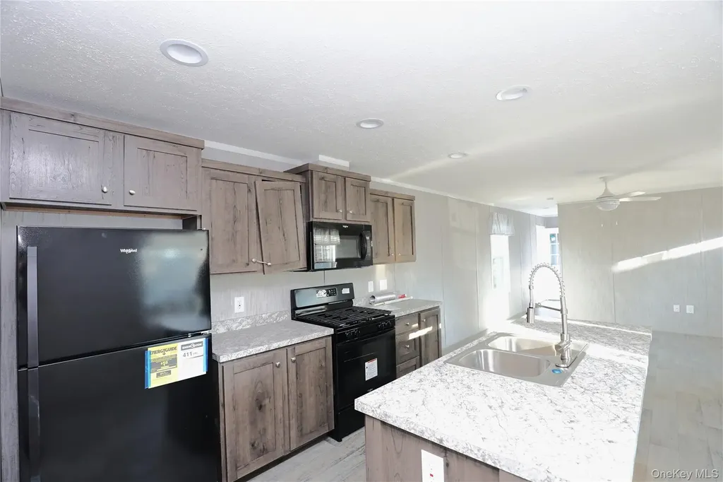 414 Joslen Boulevard Hudson NY 12534