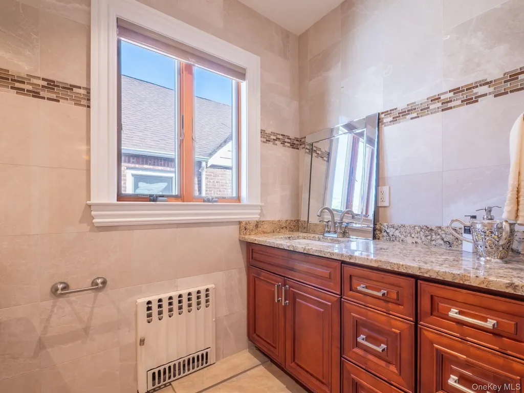 7520 180th Street Fresh Meadows NY 11366