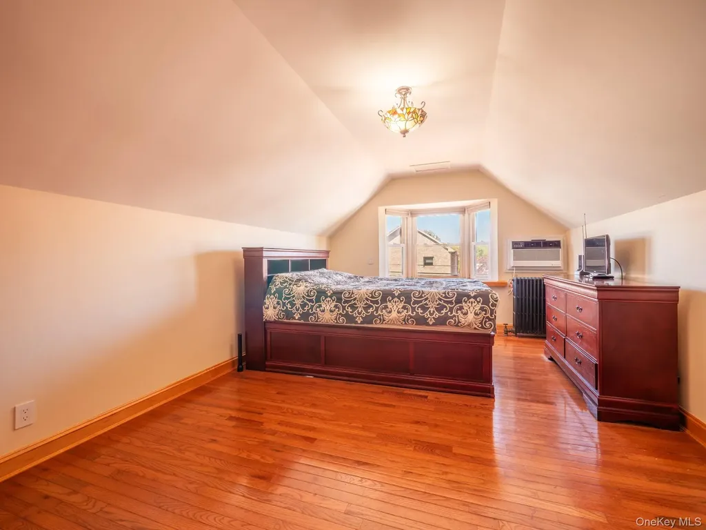 7520 180th Street Fresh Meadows NY 11366