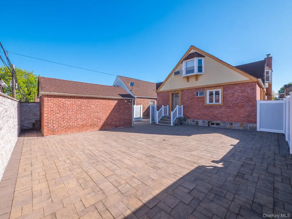 7520 180th Street Fresh Meadows NY 11366