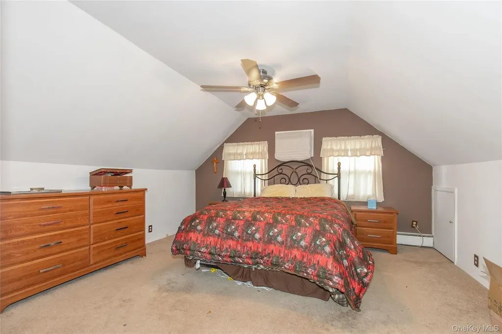 5 Crabtree Lane Levittown NY 11756