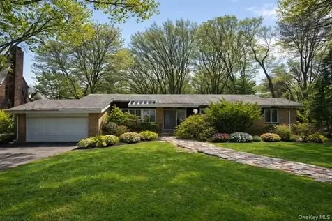 18 Emerson Avenue Staten Island NY 10301