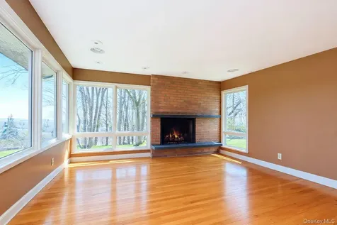 18 Emerson Avenue Staten Island NY 10301