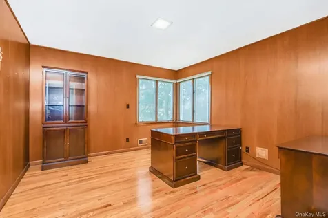 18 Emerson Avenue Staten Island NY 10301