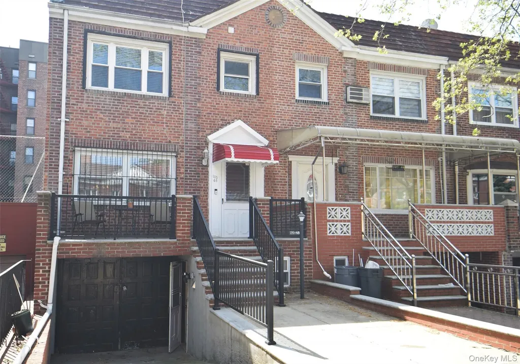 10548 65th Road Forest Hills NY 11375