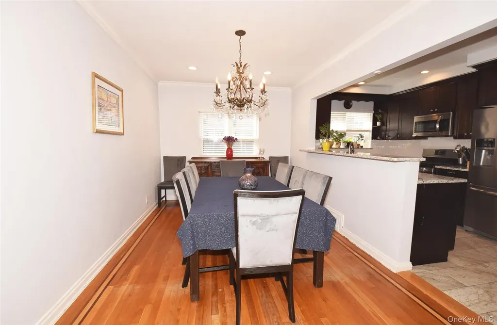 10548 65th Road Forest Hills NY 11375
