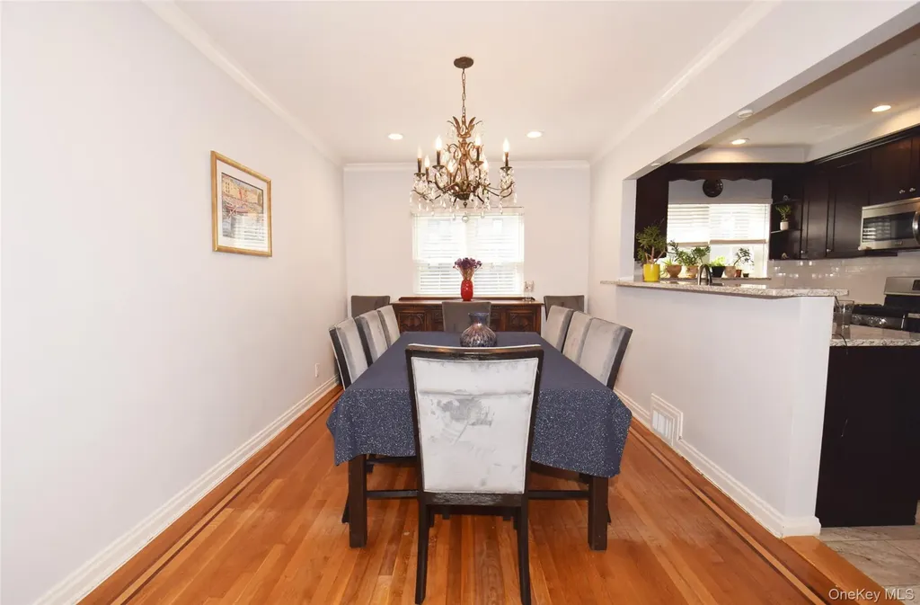 10548 65th Road Forest Hills NY 11375