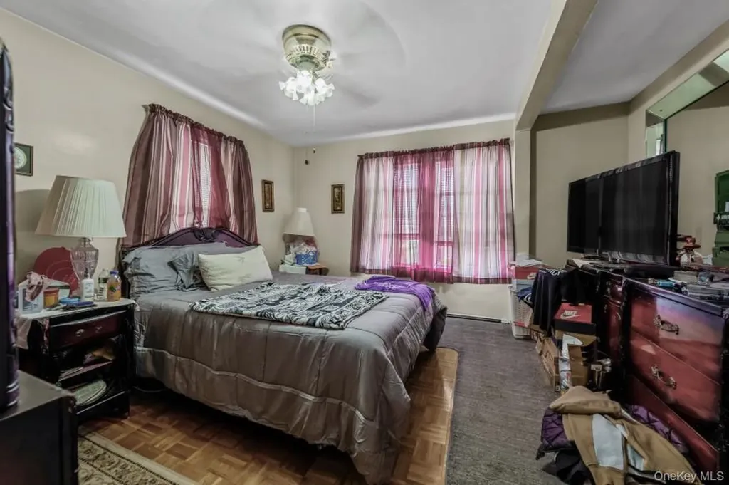 20 Nassau Boulevard Malverne NY 11565