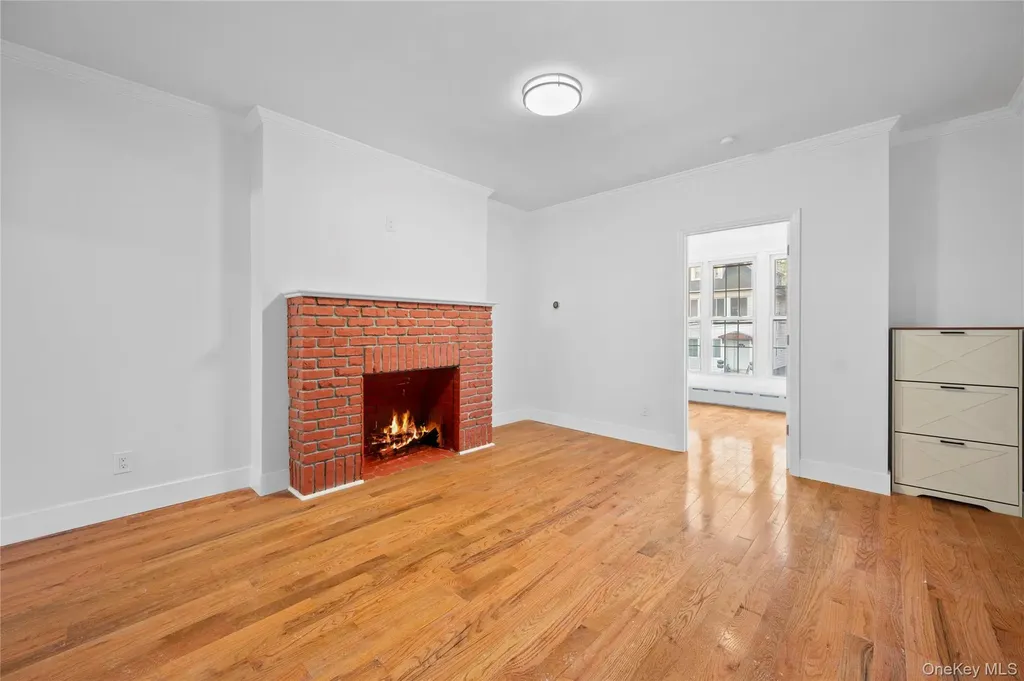 20 Overhill Place Yonkers NY 11104