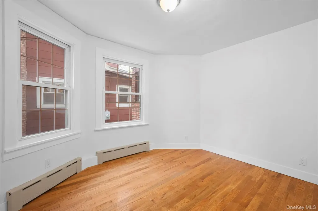20 Overhill Place Yonkers NY 11104