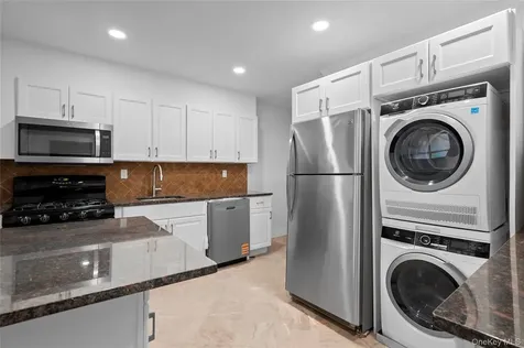 20 Overhill Place Yonkers NY 10704
