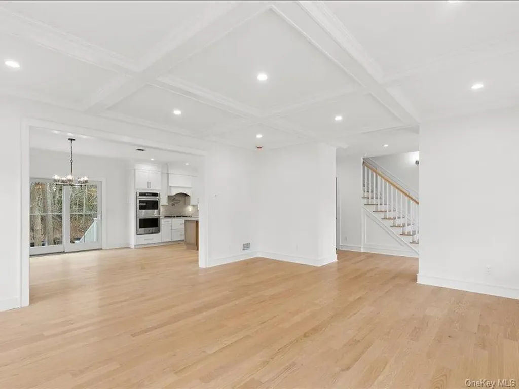17 Cedar Lane East Patchogue NY 11772