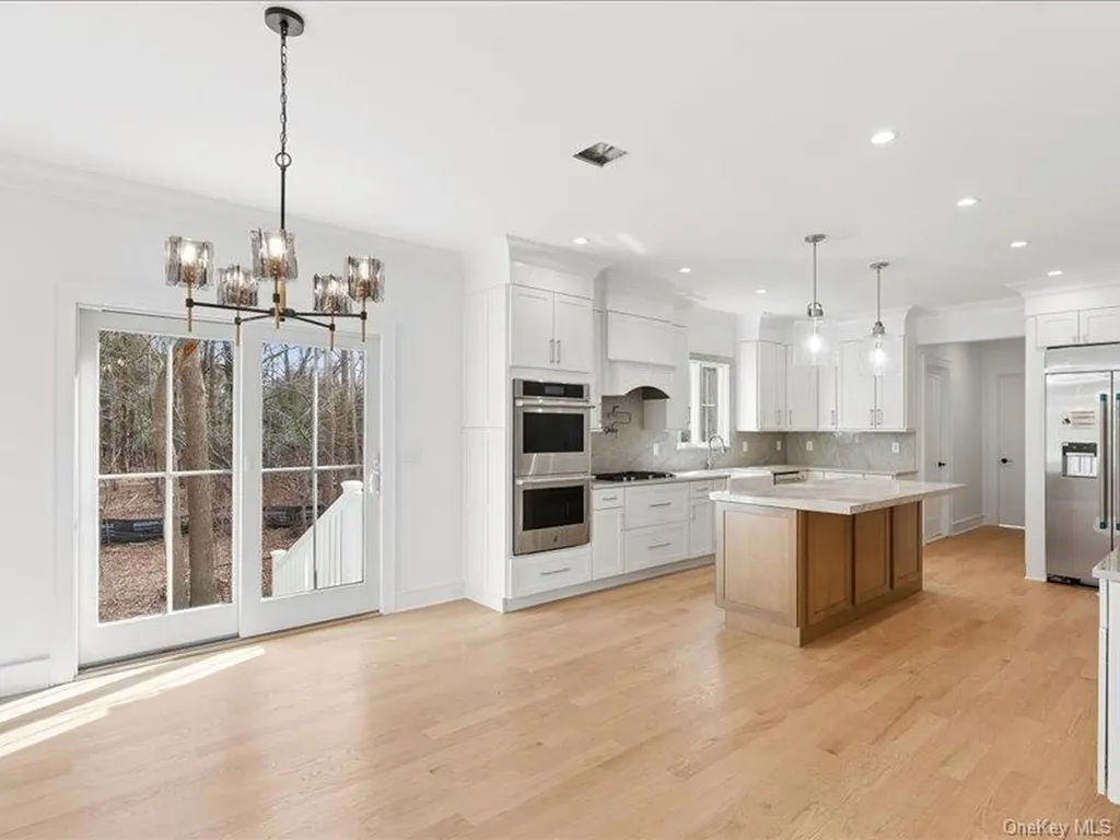 17 Cedar Lane East Patchogue NY 11772
