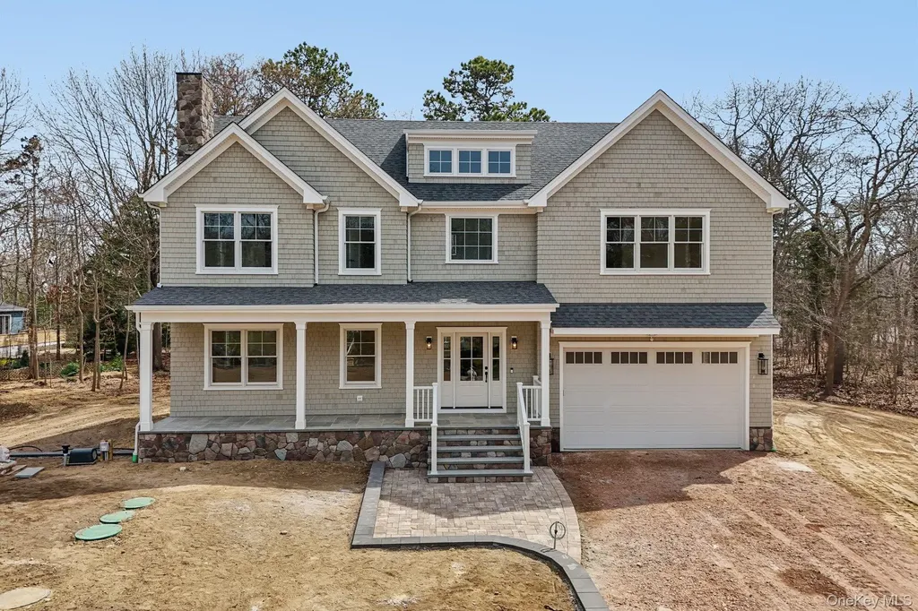 17 Cedar Lane East Patchogue NY 11772