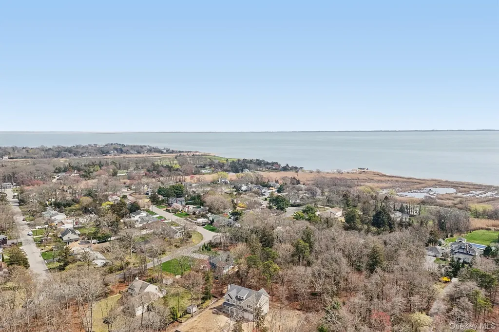 17 Cedar Lane East Patchogue NY 11772
