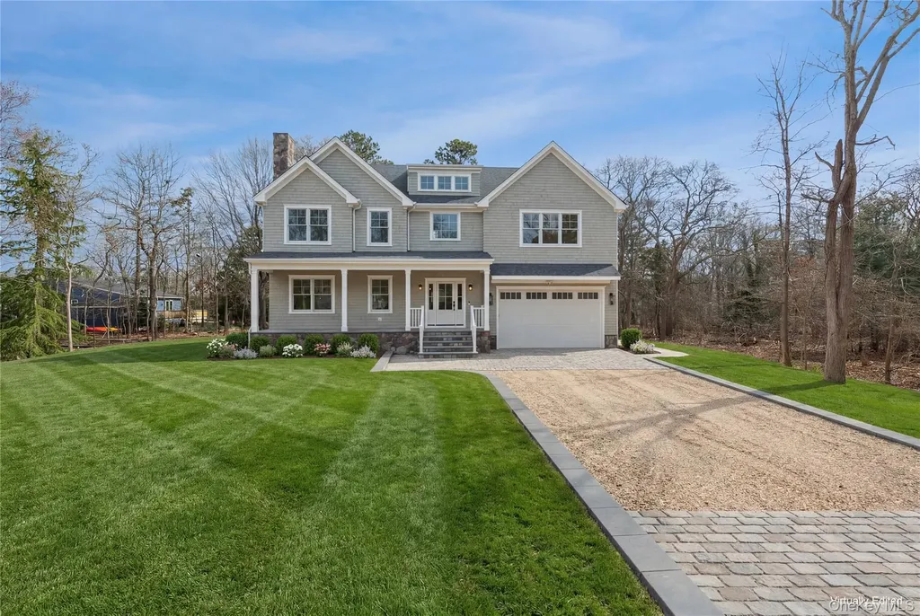17 Cedar Lane East Patchogue NY 11772