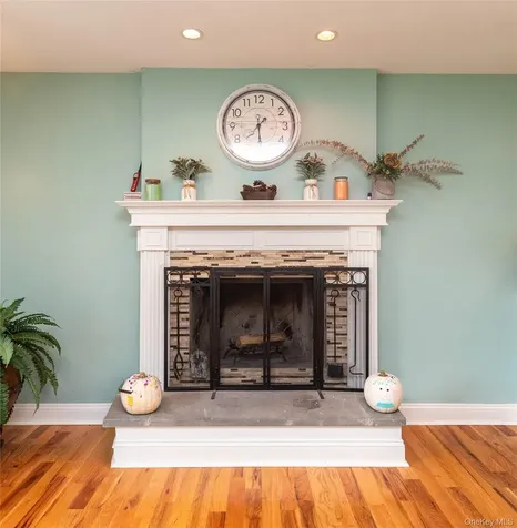 107 Dunthorne Drive Bloomingburg NY 12721