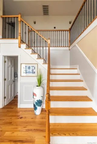 107 Dunthorne Drive Bloomingburg NY 12721